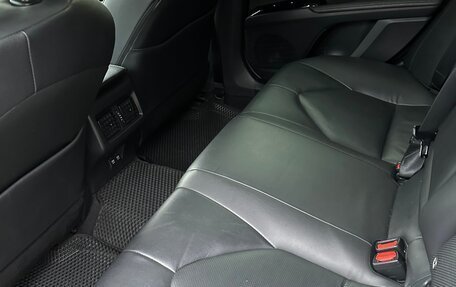Toyota Camry, 2018 год, 2 800 000 рублей, 12 фотография