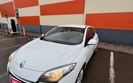 Renault Megane III рестайлинг, 2013 год, 750 000 рублей, 3 фотография