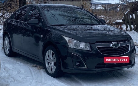 Chevrolet Cruze II, 2013 год, 680 000 рублей, 3 фотография