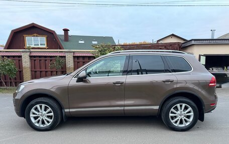 Volkswagen Touareg III, 2011 год, 2 400 000 рублей, 10 фотография