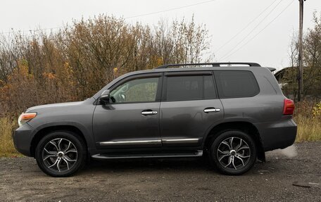 Toyota Land Cruiser 200, 2015 год, 3 550 000 рублей, 2 фотография