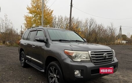 Toyota Land Cruiser 200, 2015 год, 3 550 000 рублей, 6 фотография