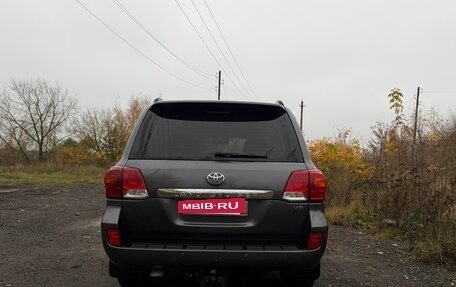 Toyota Land Cruiser 200, 2015 год, 3 550 000 рублей, 4 фотография