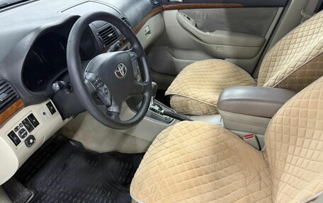 Toyota Avensis III рестайлинг, 2007 год, 750 000 рублей, 18 фотография