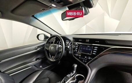 Toyota Camry, 2020 год, 2 745 000 рублей, 13 фотография