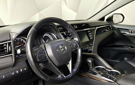 Toyota Camry, 2020 год, 2 745 000 рублей, 19 фотография