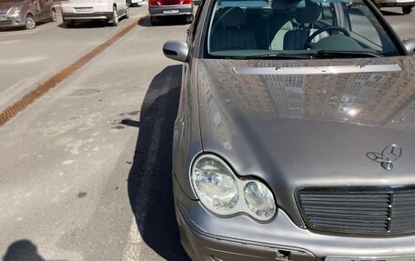 Mercedes-Benz C-Класс, 2004 год, 480 000 рублей, 21 фотография