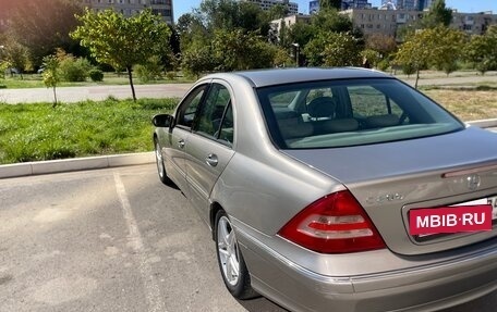 Mercedes-Benz C-Класс, 2004 год, 480 000 рублей, 15 фотография