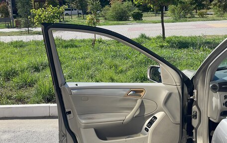 Mercedes-Benz C-Класс, 2004 год, 480 000 рублей, 31 фотография