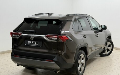 Toyota RAV4, 2020 год, 3 100 000 рублей, 9 фотография