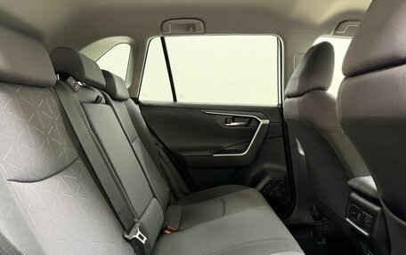Toyota RAV4, 2020 год, 3 100 000 рублей, 12 фотография