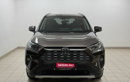 Toyota RAV4, 2020 год, 3 100 000 рублей, 2 фотография