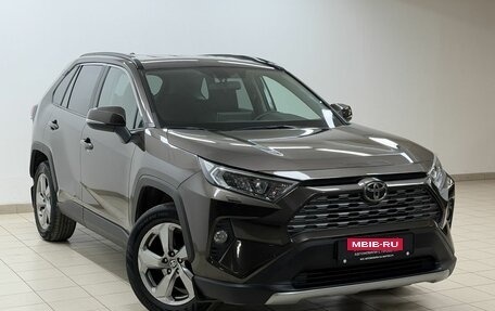 Toyota RAV4, 2020 год, 3 100 000 рублей, 3 фотография