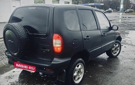 Chevrolet Niva I рестайлинг, 2004 год, 280 000 рублей, 2 фотография