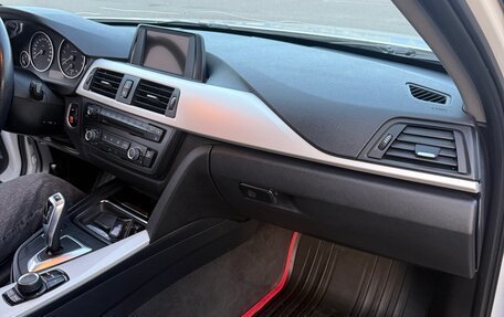 BMW 3 серия, 2013 год, 1 330 000 рублей, 19 фотография