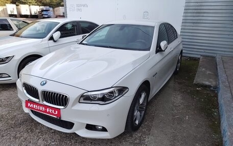 BMW 5 серия, 2016 год, 2 999 000 рублей, 2 фотография