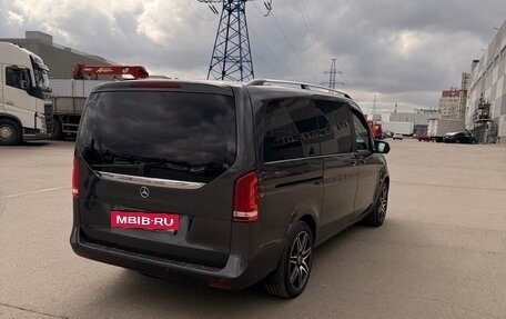 Mercedes-Benz V-Класс, 2017 год, 4 200 000 рублей, 5 фотография
