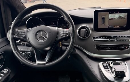 Mercedes-Benz V-Класс, 2017 год, 4 200 000 рублей, 14 фотография