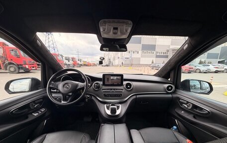 Mercedes-Benz V-Класс, 2017 год, 4 200 000 рублей, 13 фотография