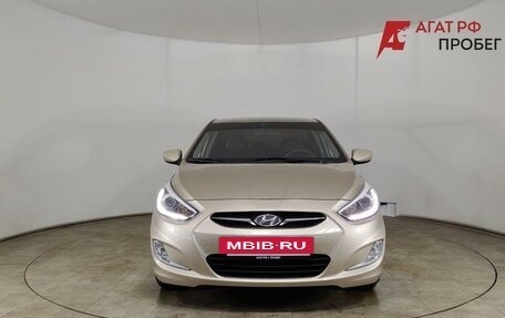 Hyundai Solaris II рестайлинг, 2013 год, 750 000 рублей, 2 фотография