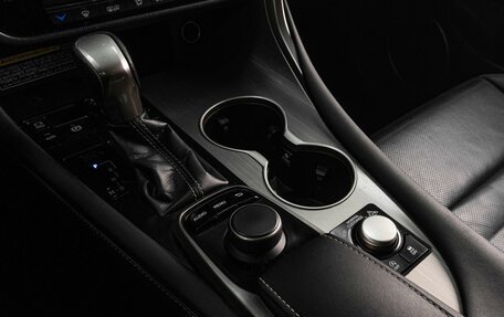 Lexus RX IV рестайлинг, 2017 год, 4 199 000 рублей, 12 фотография