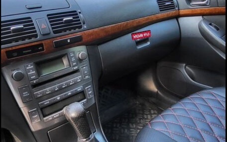 Toyota Avensis III рестайлинг, 2007 год, 720 000 рублей, 5 фотография