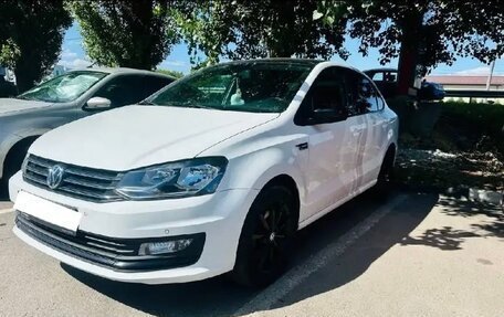 Volkswagen Polo VI (EU Market), 2019 год, 1 470 000 рублей, 2 фотография