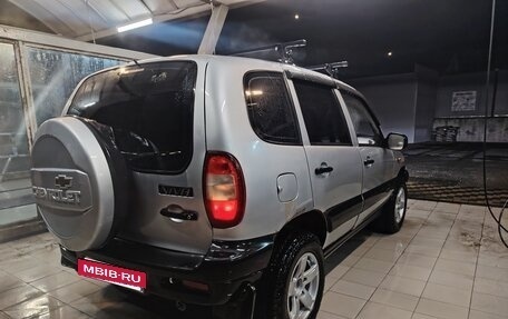 Chevrolet Niva I рестайлинг, 2006 год, 400 000 рублей, 3 фотография