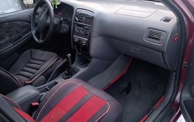 Toyota Avensis III рестайлинг, 1998 год, 350 000 рублей, 1 фотография