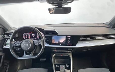 Audi A3, 2021 год, 1 900 000 рублей, 15 фотография