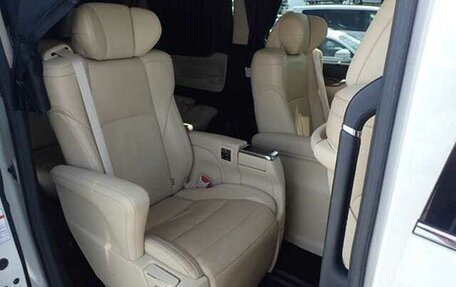 Toyota Alphard III, 2019 год, 4 450 000 рублей, 11 фотография
