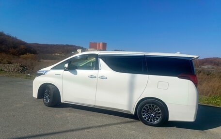 Toyota Alphard III, 2019 год, 4 450 000 рублей, 16 фотография