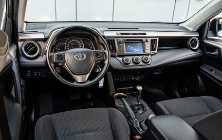 Toyota RAV4, 2013 год, 2 030 000 рублей, 6 фотография