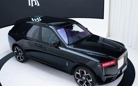 Rolls-Royce Cullinan, 2026 год, 50 000 000 рублей, 6 фотография