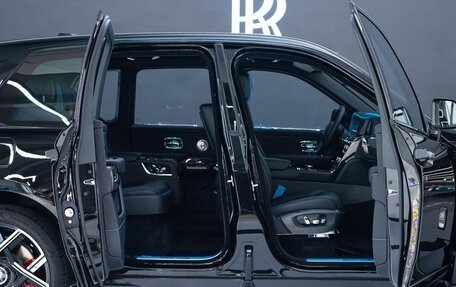 Rolls-Royce Cullinan, 2026 год, 50 000 000 рублей, 17 фотография