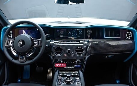 Rolls-Royce Cullinan, 2026 год, 50 000 000 рублей, 12 фотография