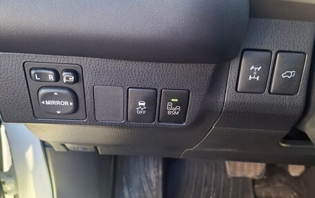 Toyota RAV4, 2013 год, 2 350 000 рублей, 8 фотография