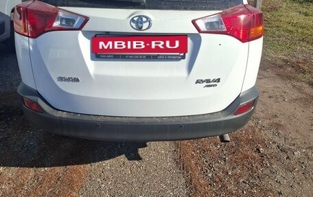 Toyota RAV4, 2013 год, 2 350 000 рублей, 2 фотография