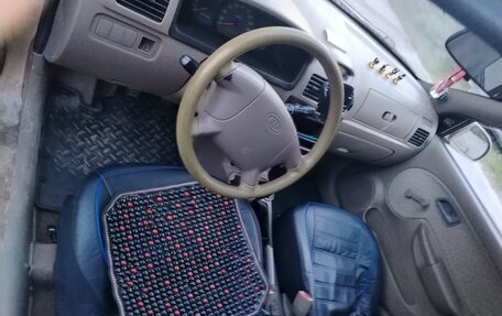 KIA Rio II, 2004 год, 100 000 рублей, 8 фотография