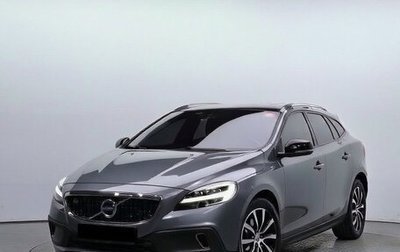 Volvo V40 II рестайлинг, 2018 год, 1 290 001 рублей, 1 фотография
