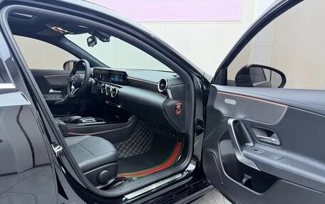 Mercedes-Benz A-Класс, 2023 год, 1 900 020 рублей, 21 фотография