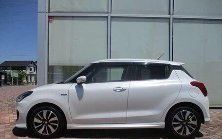 Suzuki Swift IV рестайлинг, 2019 год, 960 014 рублей, 3 фотография