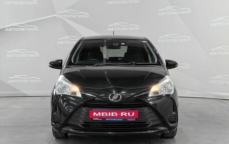 Toyota Vitz, 2018 год, 975 000 рублей, 8 фотография