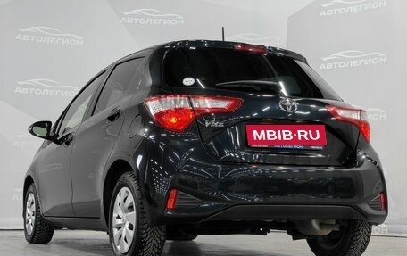 Toyota Vitz, 2018 год, 975 000 рублей, 27 фотография