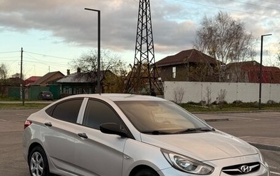 Hyundai Solaris II рестайлинг, 2013 год, 670 000 рублей, 1 фотография
