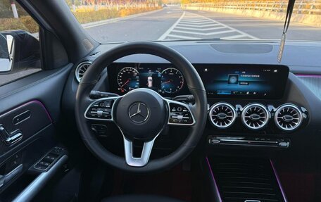 Mercedes-Benz GLA, 2022 год, 2 280 000 рублей, 12 фотография