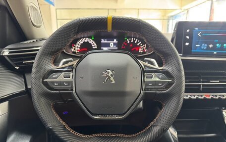 Peugeot 2008 II, 2022 год, 1 308 000 рублей, 8 фотография