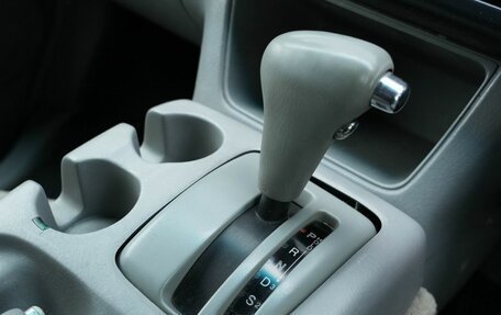 Mazda Bongo Friendee i рестайлинг, 2001 год, 400 000 рублей, 11 фотография