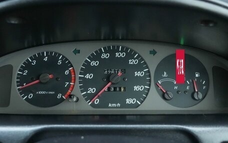 Mazda Bongo Friendee i рестайлинг, 2001 год, 400 000 рублей, 10 фотография