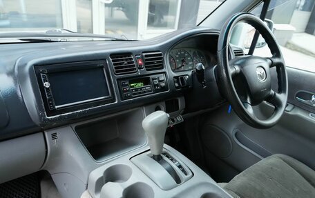 Mazda Bongo Friendee i рестайлинг, 2001 год, 400 000 рублей, 13 фотография
